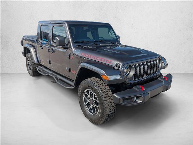Used 2025 Jeep Gladiator Rubicon w/ Convenience Group AWD/4WD image 3