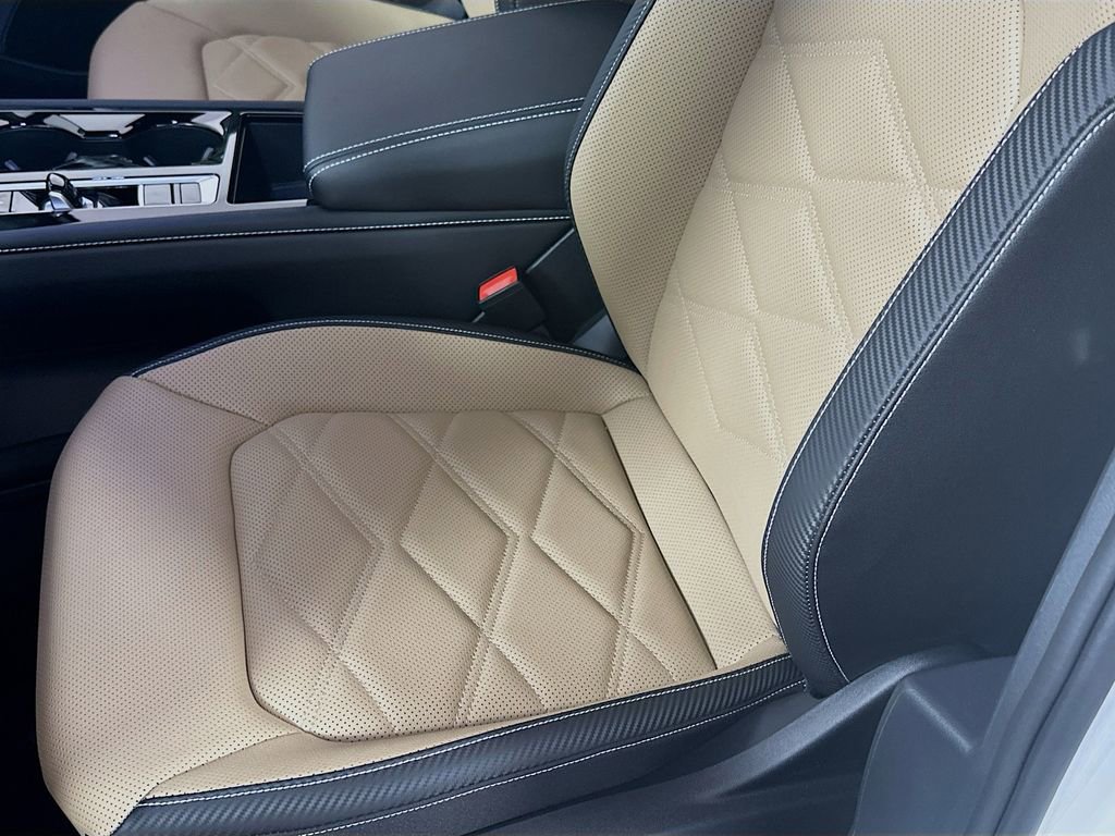 New 2026 Volkswagen Atlas Cross Sport SE image 18