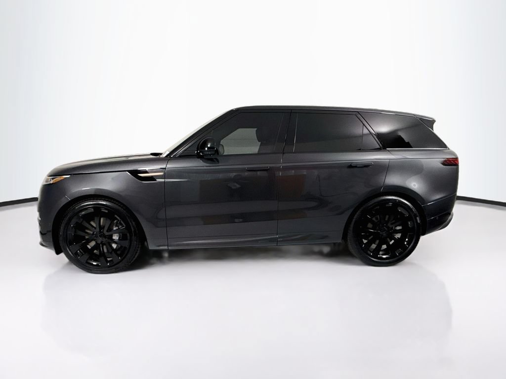 New 2026 Land Rover Range Rover Sport Dynamic SE AWD/4WD image 8