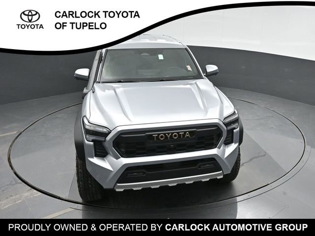 Used 2025 Toyota Tacoma Trailhunter image 44