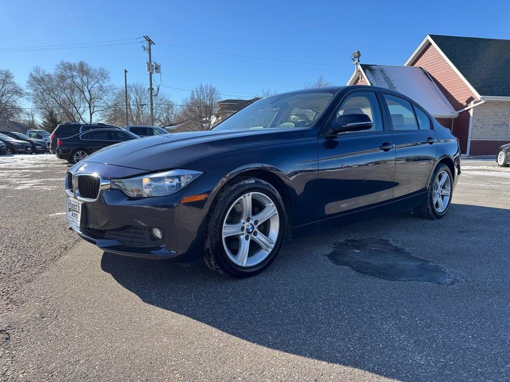 Used 2014 BMW 320i xDrive Sedan AWD/4WD image 10