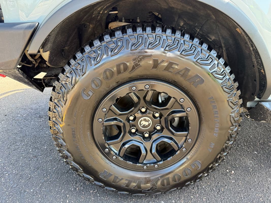 Used 2023 Ford Bronco Wildtrak image 18