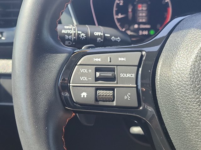 Used 2023 Honda Pilot Sport image 19