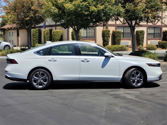 Used 2023 Honda Accord EX image 4