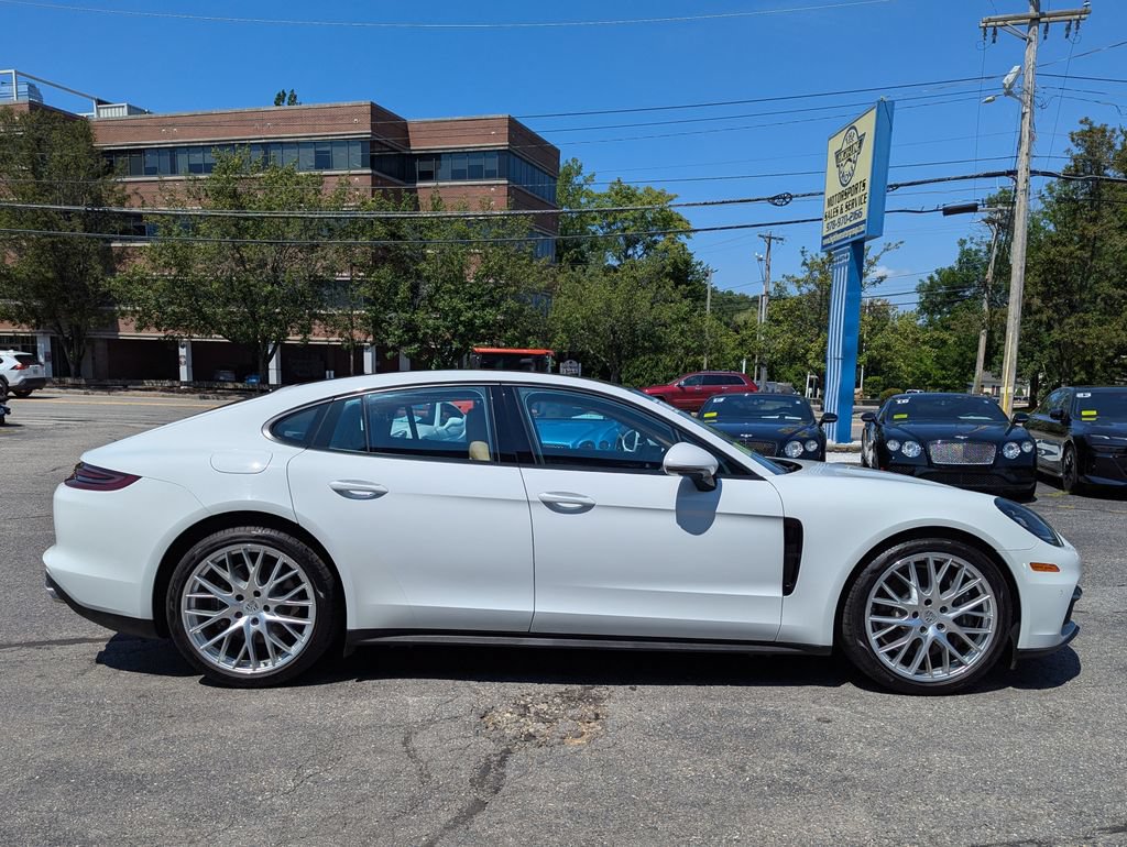 Used 2018 Porsche Panamera RWD image 6