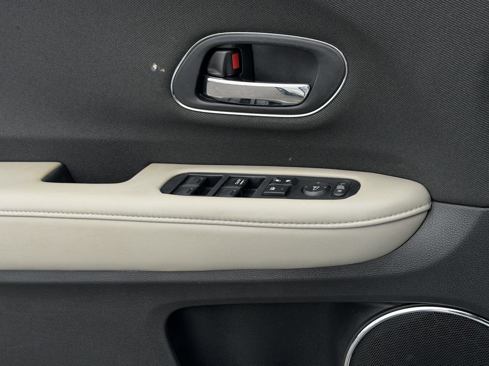 Used 2022 Honda HR-V EX image 21