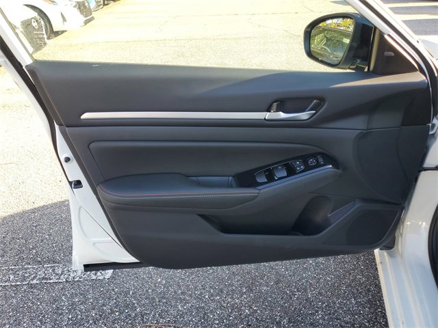 New 2025 Nissan Altima 2.5 SR w/ SR Premium Package image 5