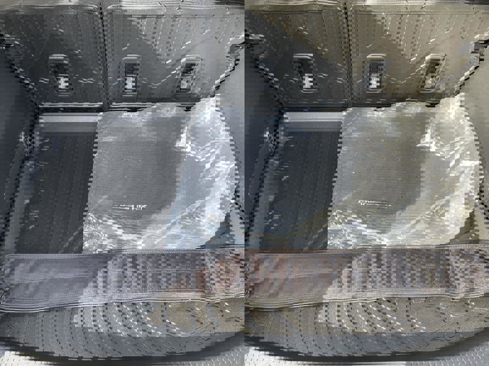 Used 2025 Subaru Crosstrek 2.0i Premium image 16