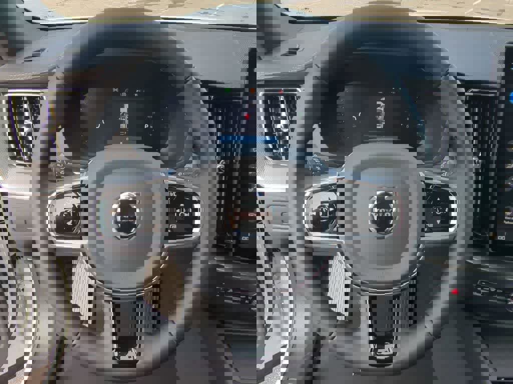 New 2026 Volvo XC60 T8 Ultra w/ Protection Package Premier AWD/4WD image 21