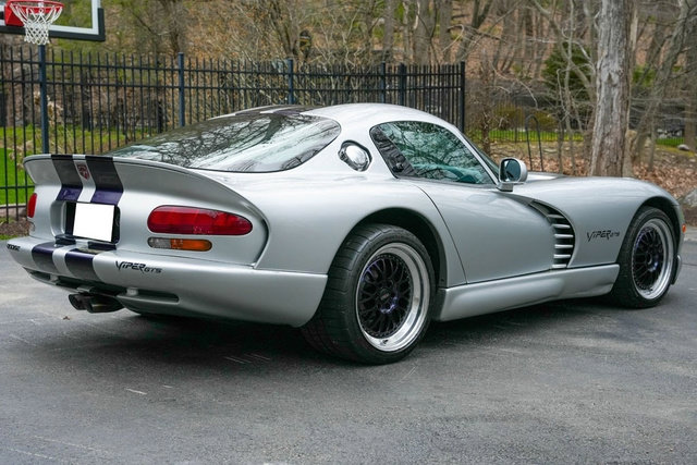 Used 1998 Dodge Viper GTS RWD image 9