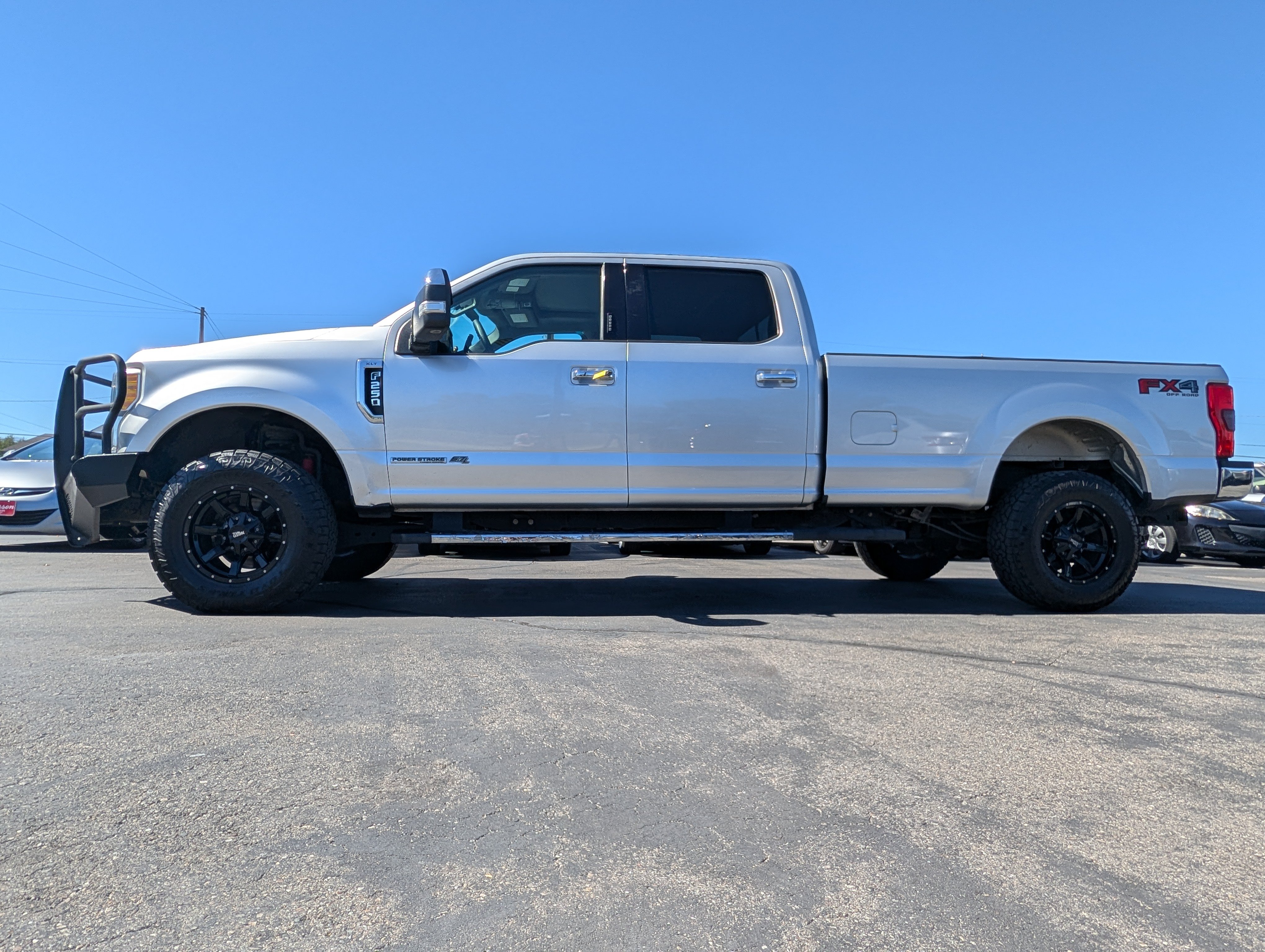 Used 2017 Ford F250 XLT w/ XLT Premium Package AWD/4WD image 26