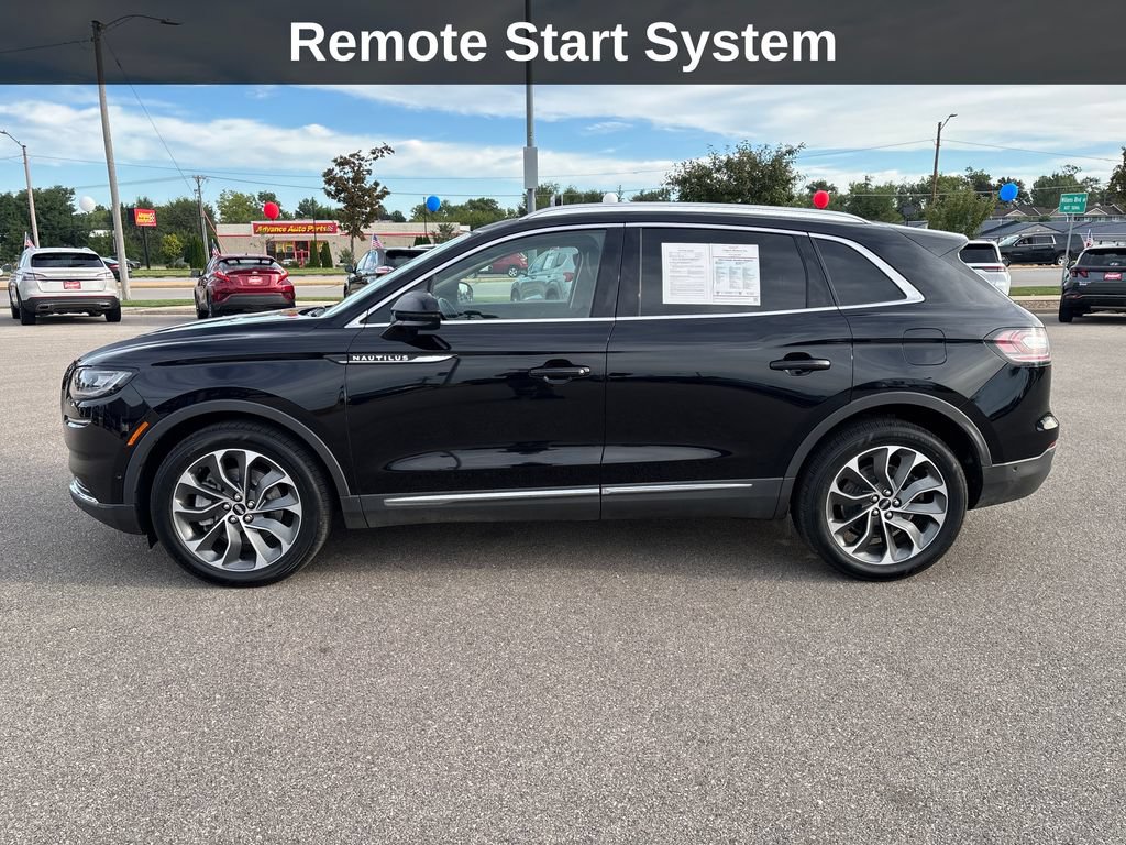 Used 2022 Lincoln Nautilus Reserve w/ Equipment Group 201A AWD/4WD image 2