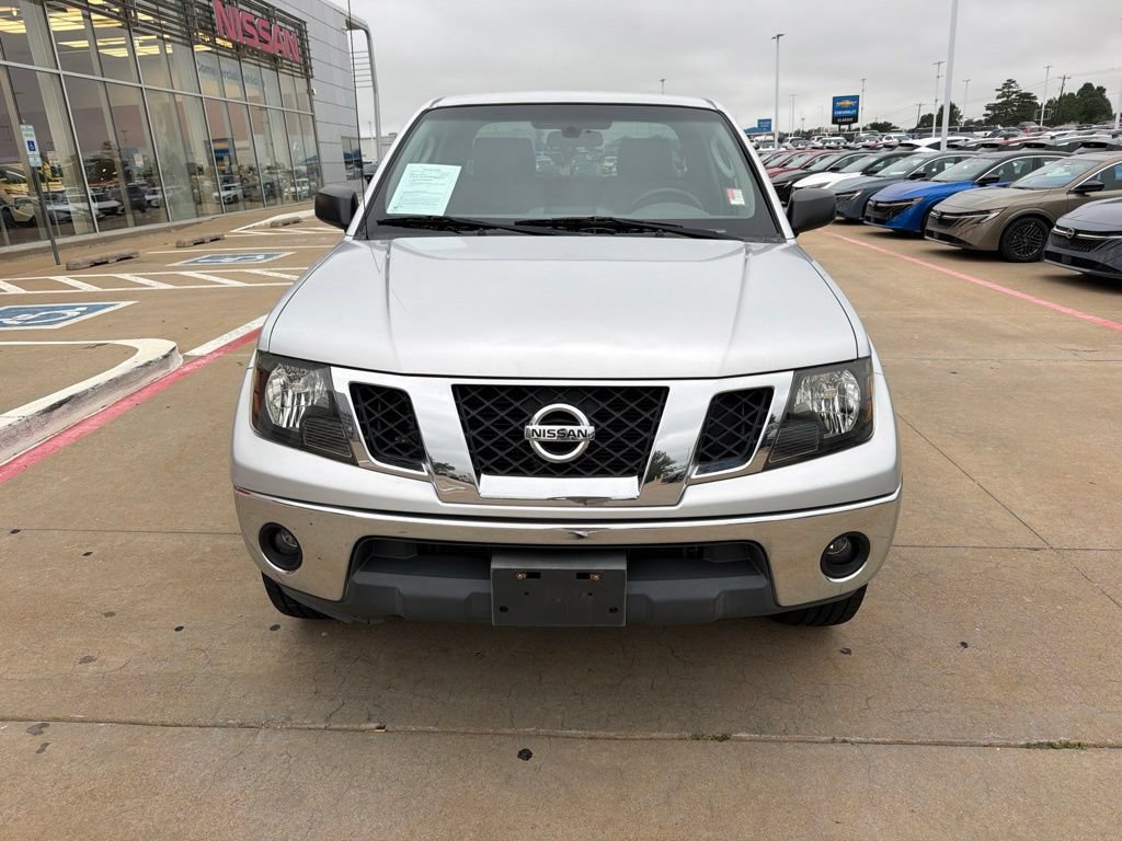 Used 2010 Nissan Frontier SE AWD/4WD image 8