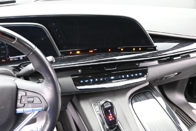Used 2021 Cadillac Escalade Sport w/ Driver Assist Tech Package AWD/4WD image 25