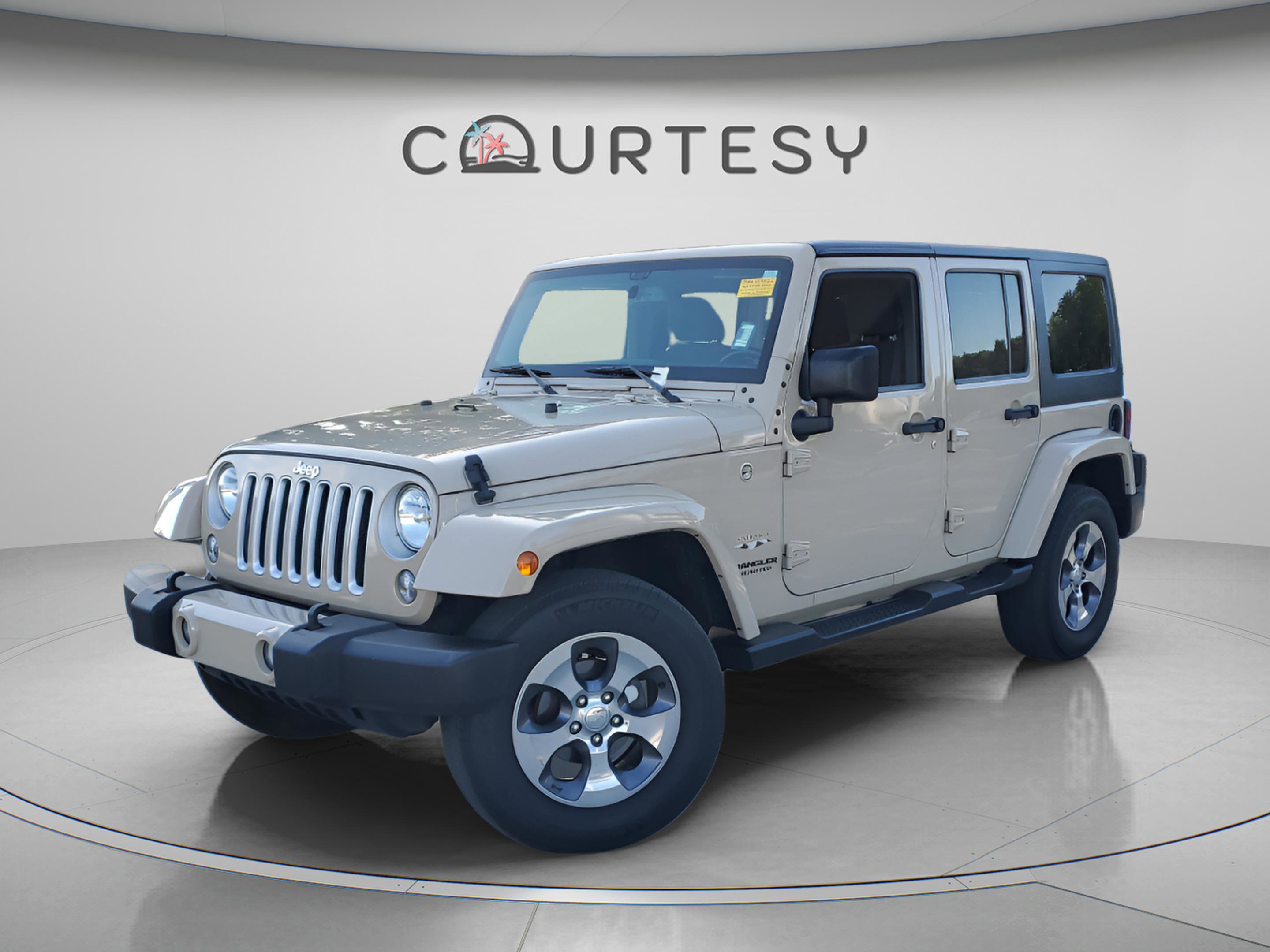 Used 2016 Jeep Wrangler Unlimited Sahara w/ Connectivity Group AWD/4WD image 1