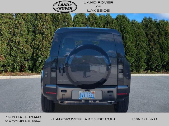 Used 2026 Land Rover Defender 130 S AWD/4WD image 5