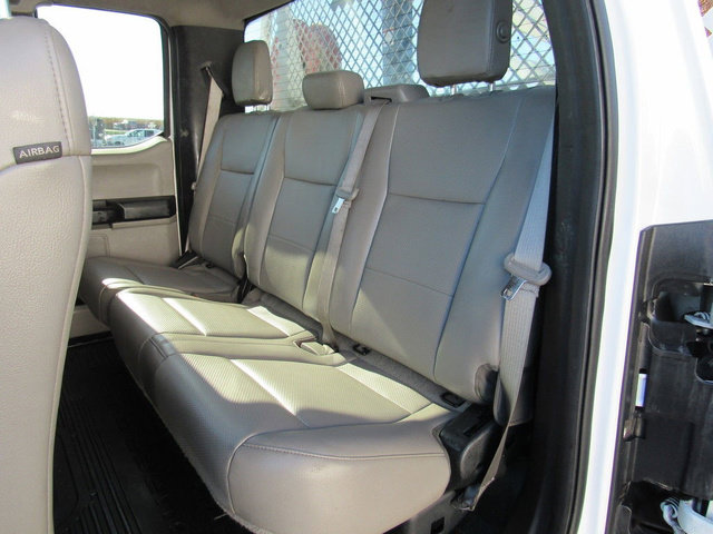 Used 2018 Ford F550 4x4 SuperCab Super Duty image 34