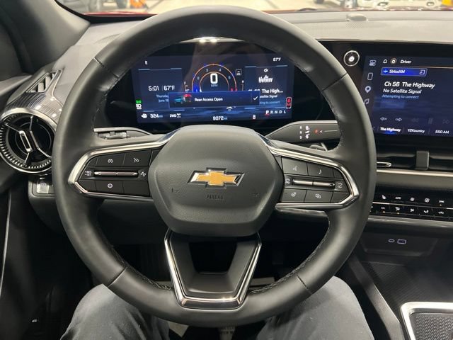 Used 2026 Chevrolet Equinox LT w/ Convenience Package II AWD/4WD image 6