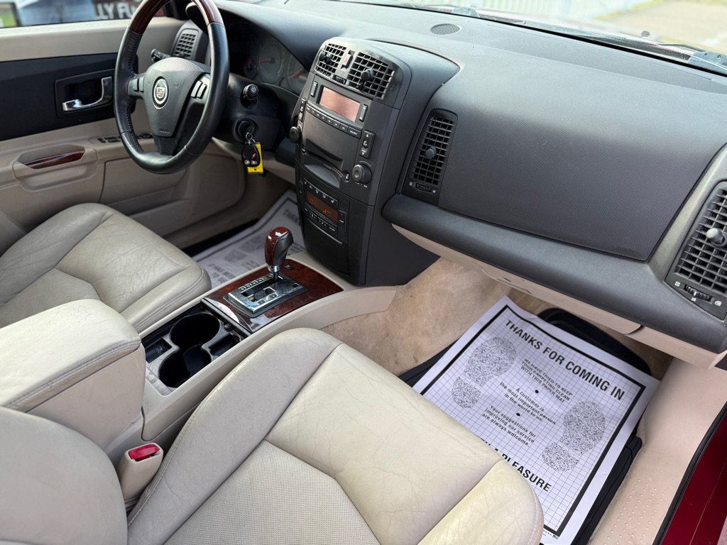 Used 2004 Cadillac SRX w/ Preferred Equipment Group RWD image 14