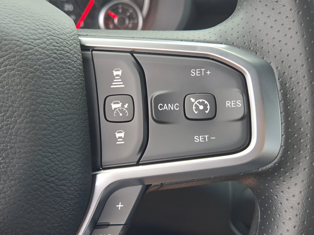 New 2026 RAM 5500 Tradesman AWD/4WD image 25