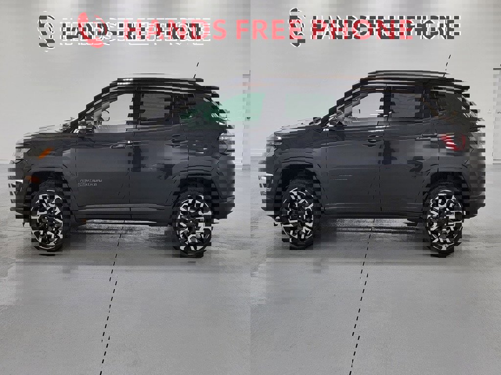 Used 2018 Jeep Compass Limited w/ Navigation Group image 5