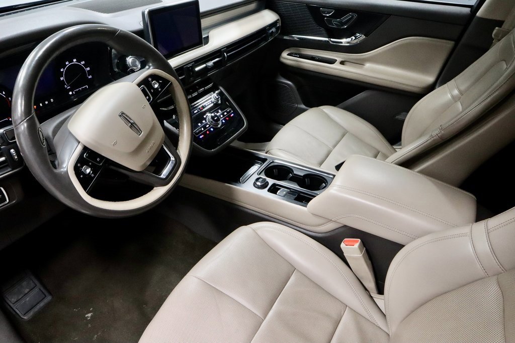 Used 2022 Lincoln Corsair FWD w/ Premium Package image 27