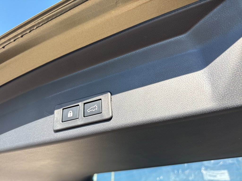 New 2025 Subaru Ascent Touring image 34