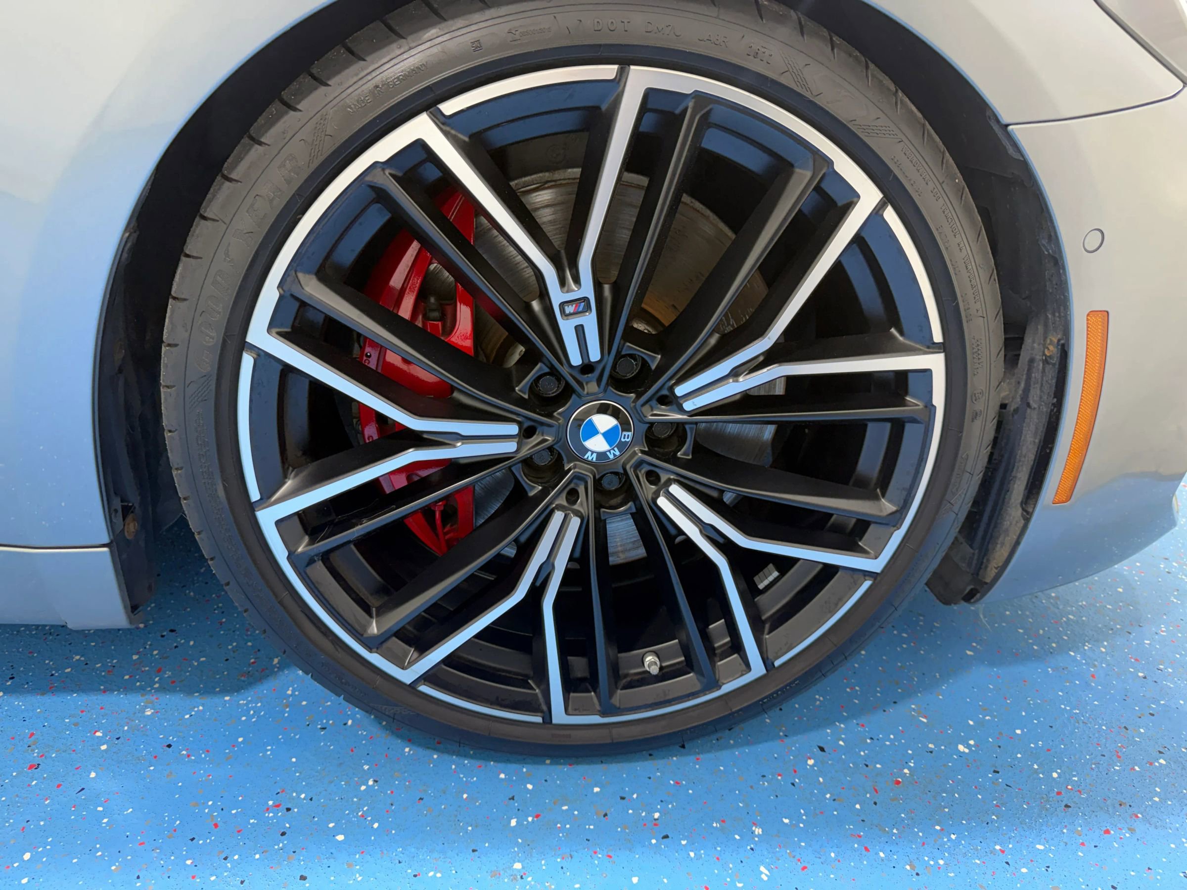 Used 2023 BMW M550i xDrive w/ Premium Enhanced Package AWD/4WD image 57