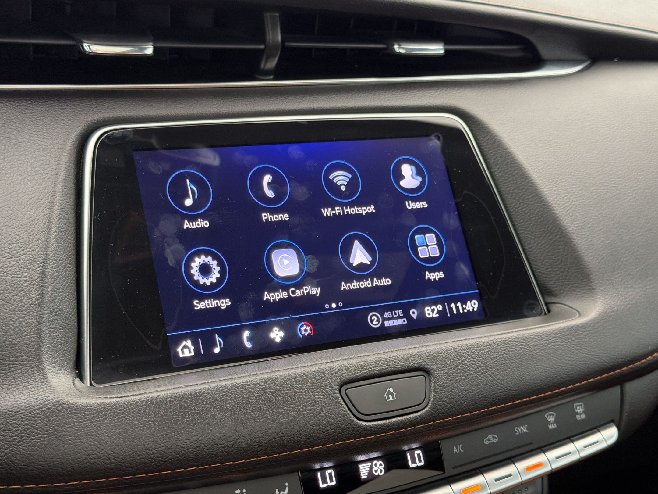 Used 2022 Cadillac XT4 Sport w/ Comfort Package FWD image 20
