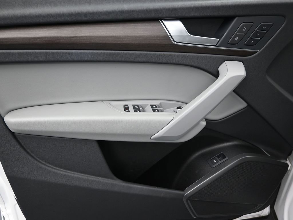 Used 2024 Audi Q5 2.0T Premium AWD/4WD image 10