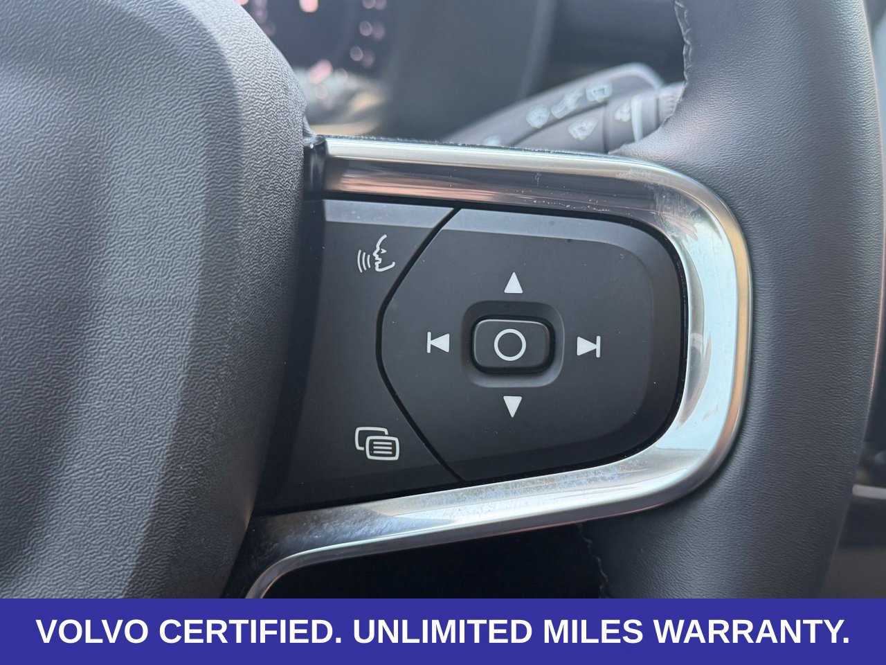 Certified 2026 Volvo XC40 B5 Plus AWD/4WD image 20