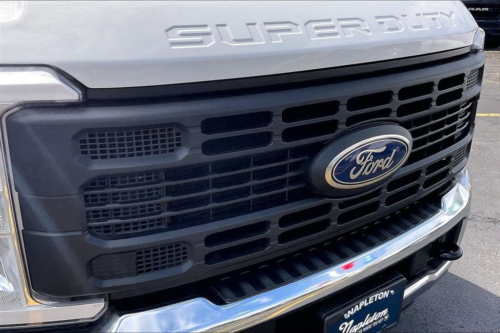 Used 2023 Ford F250 XL w/ XL Off-Road Package AWD/4WD image 30