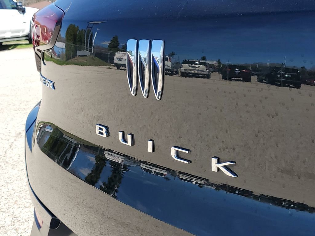 Used 2024 Buick Encore GX Preferred FWD image 6
