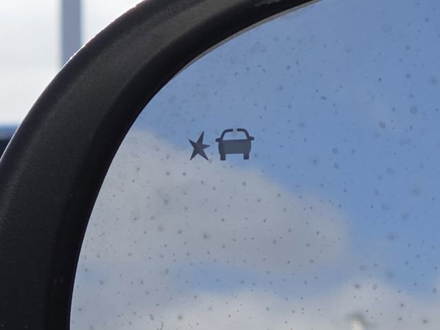 Used 2020 Buick Encore GX Essence image 11