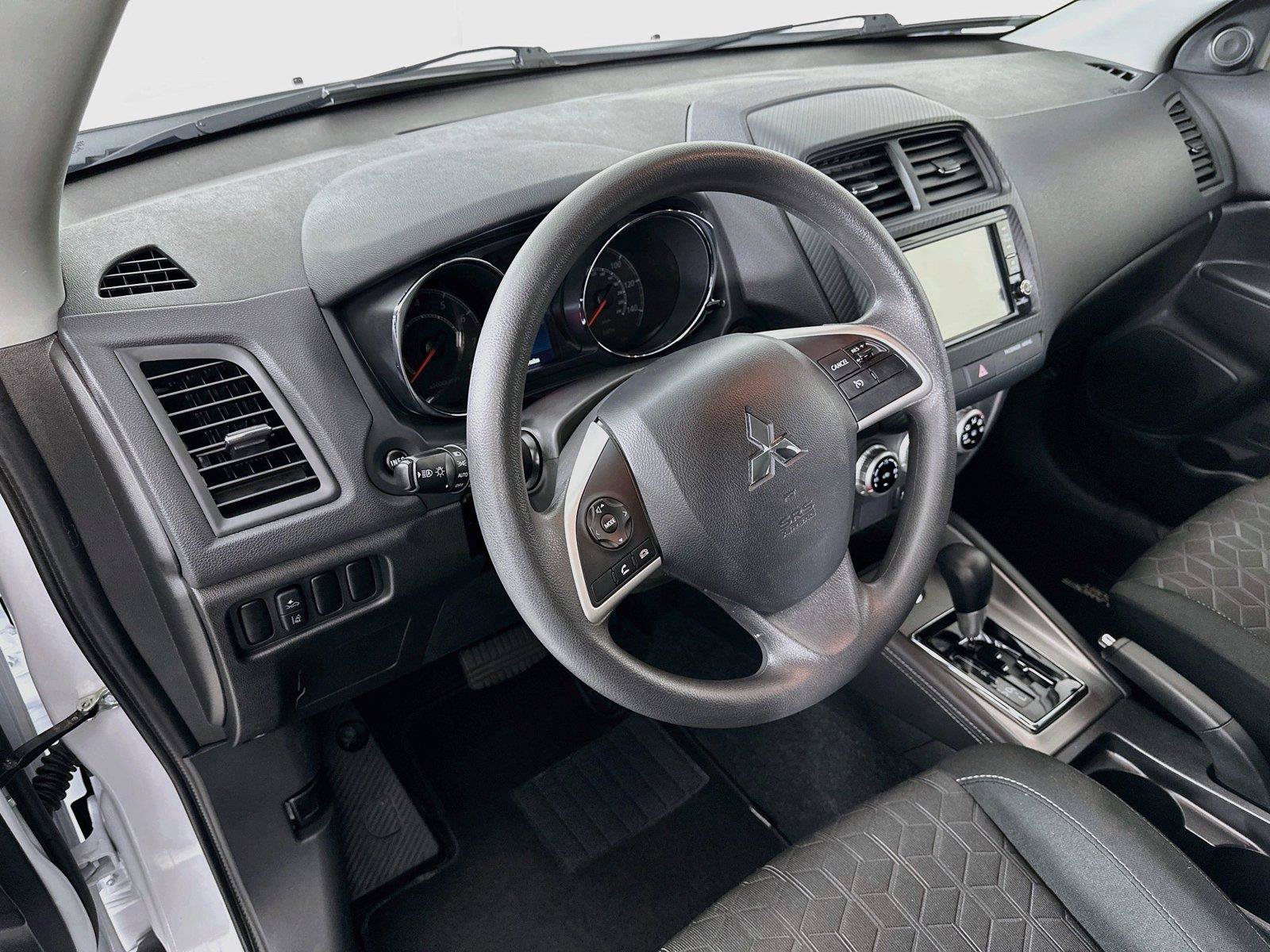 Used 2025 Mitsubishi Outlander Sport ES AWD/4WD image 22