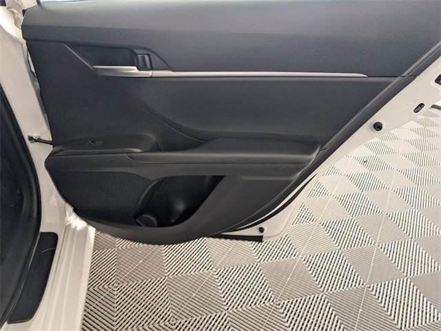 Used 2023 Toyota Camry LE image 28