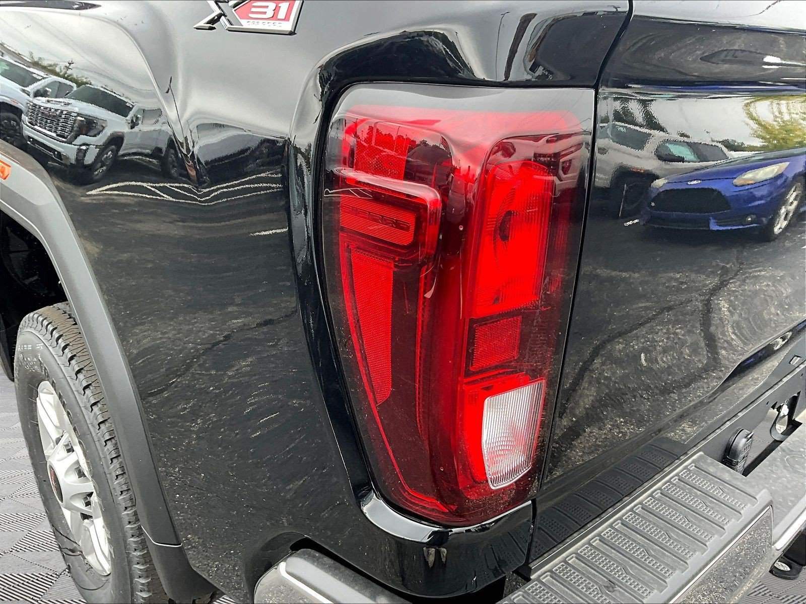 New 2026 GMC Sierra 2500 Pro AWD/4WD image 14