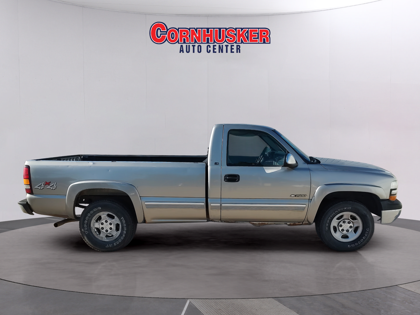 Used 2000 Chevrolet Silverado 1500 LS w/ Firm Ride Suspension Pkg AWD/4WD image 8
