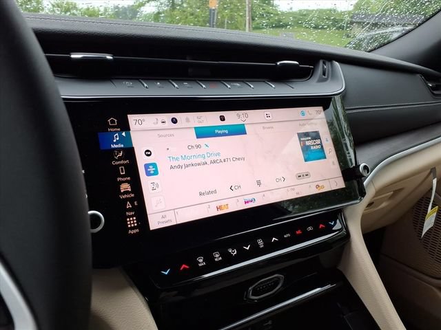 New 2026 Jeep Grand Cherokee L Limited w/ Luxury Tech Group II AWD/4WD image 20