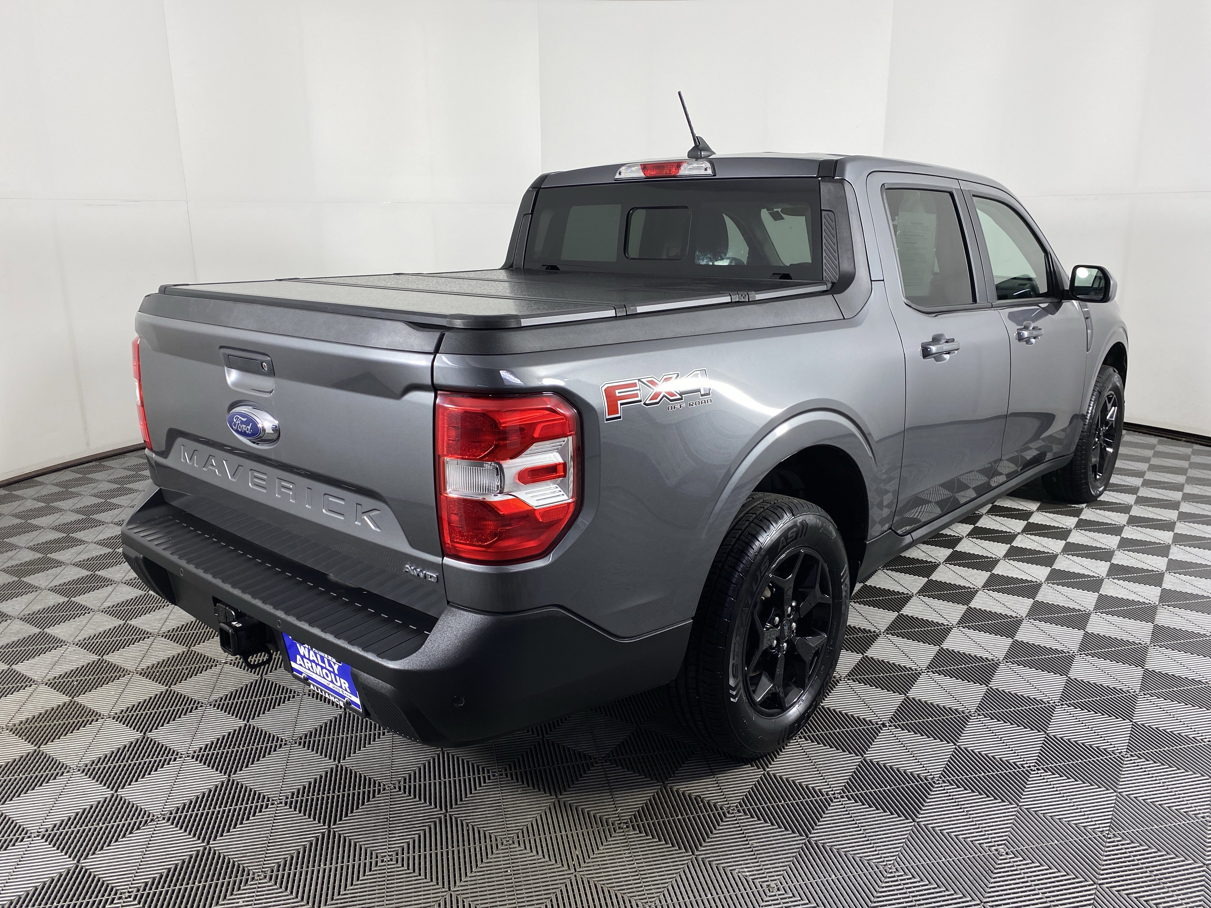 Used 2023 Ford Maverick Lariat w/ Lariat Luxury Package image 9