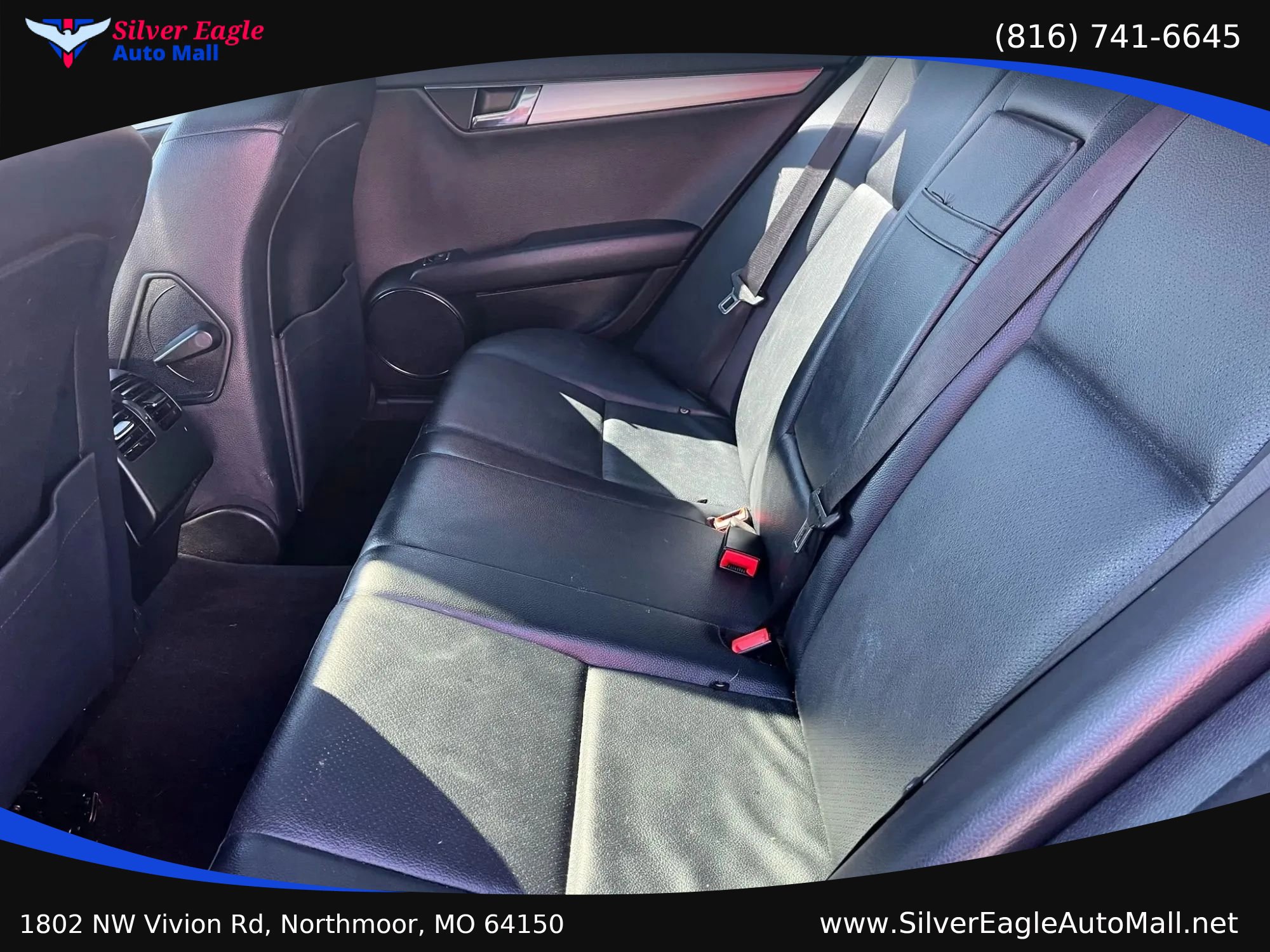Used 2010 Mercedes-Benz C 300 Sedan image 7