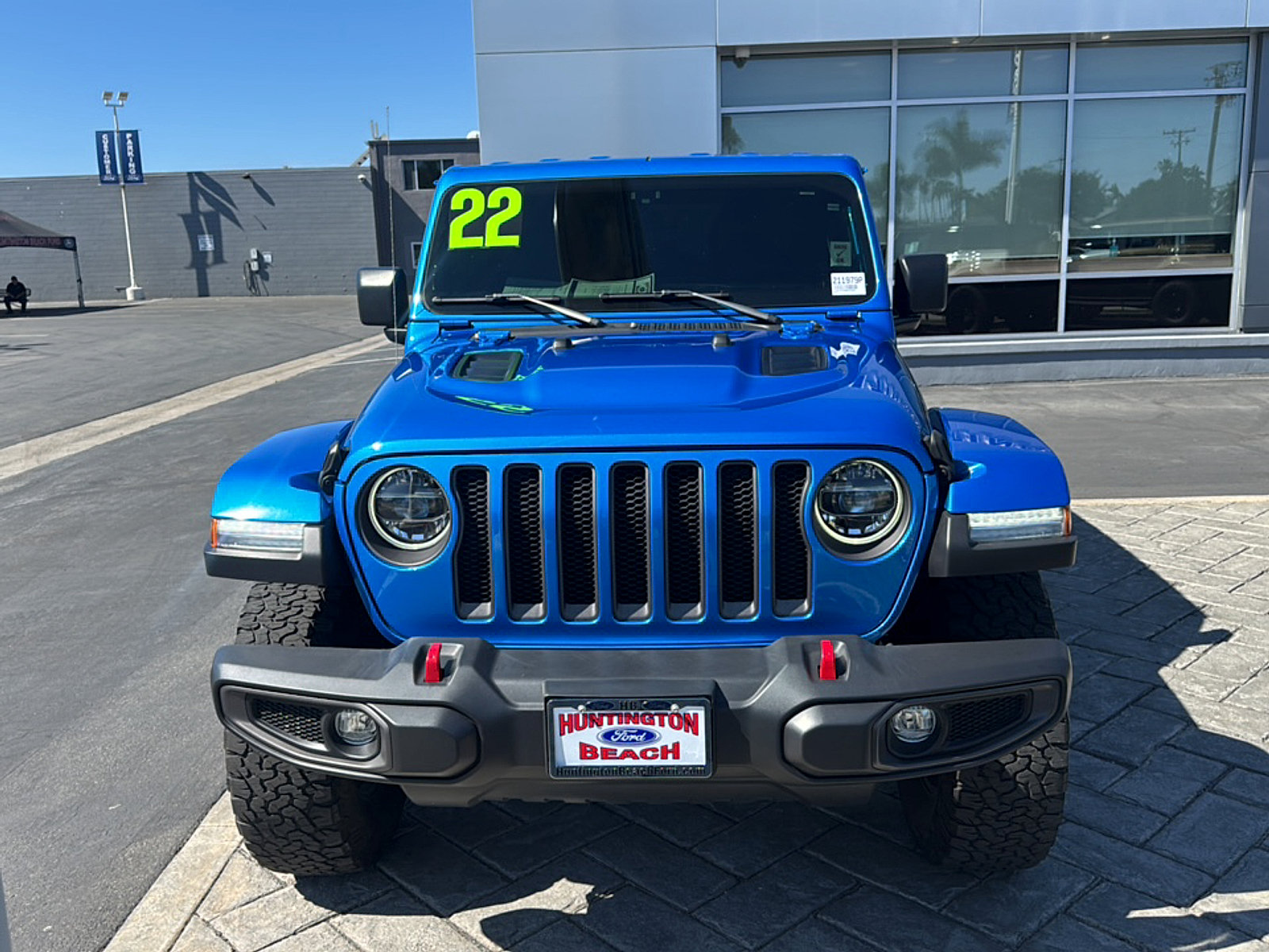Used 2022 Jeep Wrangler Unlimited Rubicon w/ LED Lighting Group AWD/4WD image 26