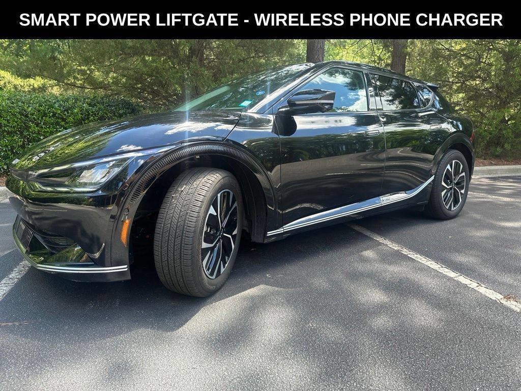 Used 2024 Kia EV6 Wind w/ Wind Technology Package AWD/4WD image 2