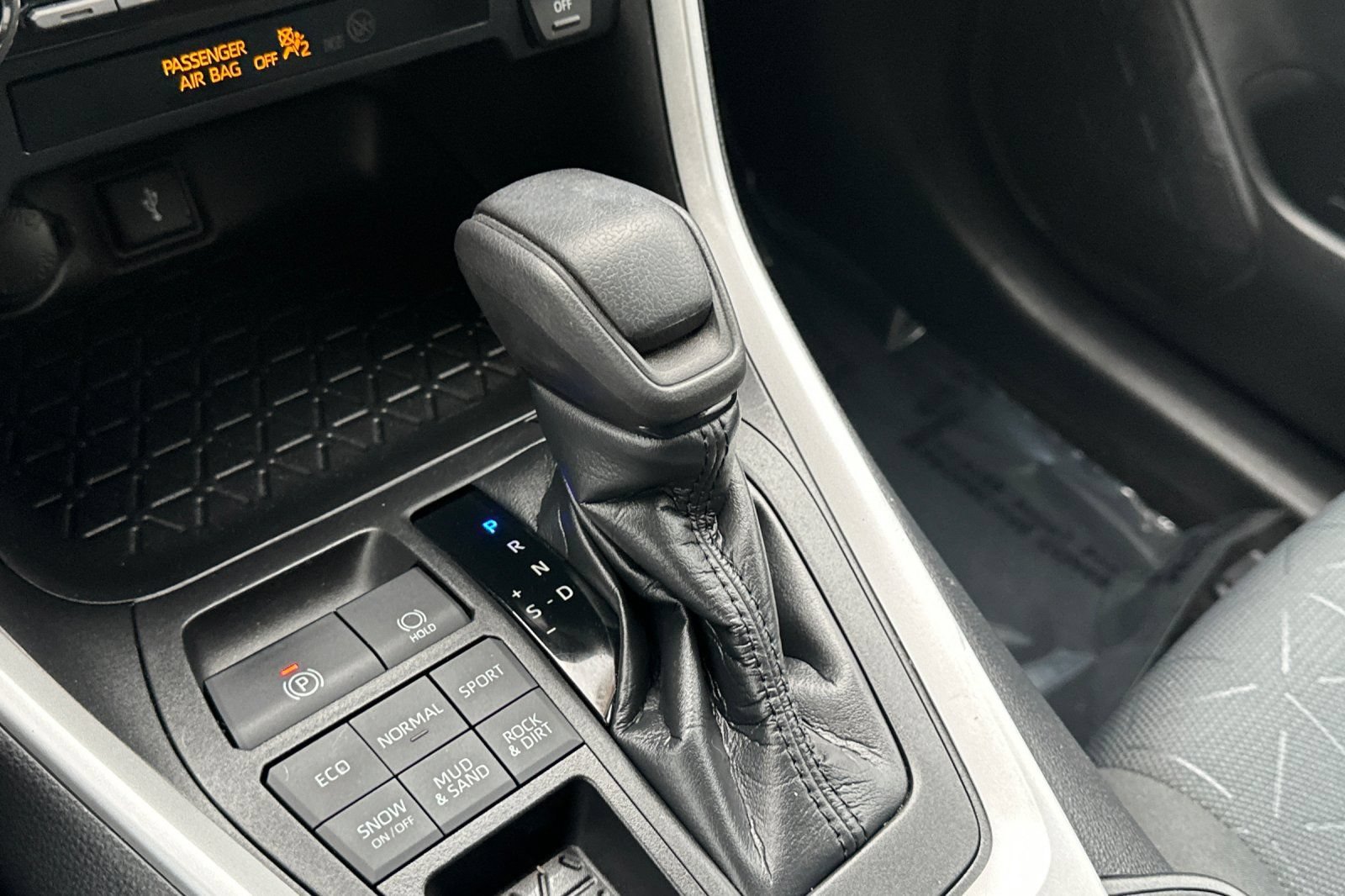Certified 2021 Toyota RAV4 XLE AWD/4WD image 21