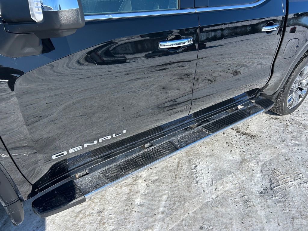 Used 2025 GMC Sierra 1500 Denali image 12