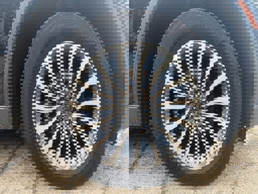 Used 2023 Lincoln Aviator AWD w/ Premium Package image 9