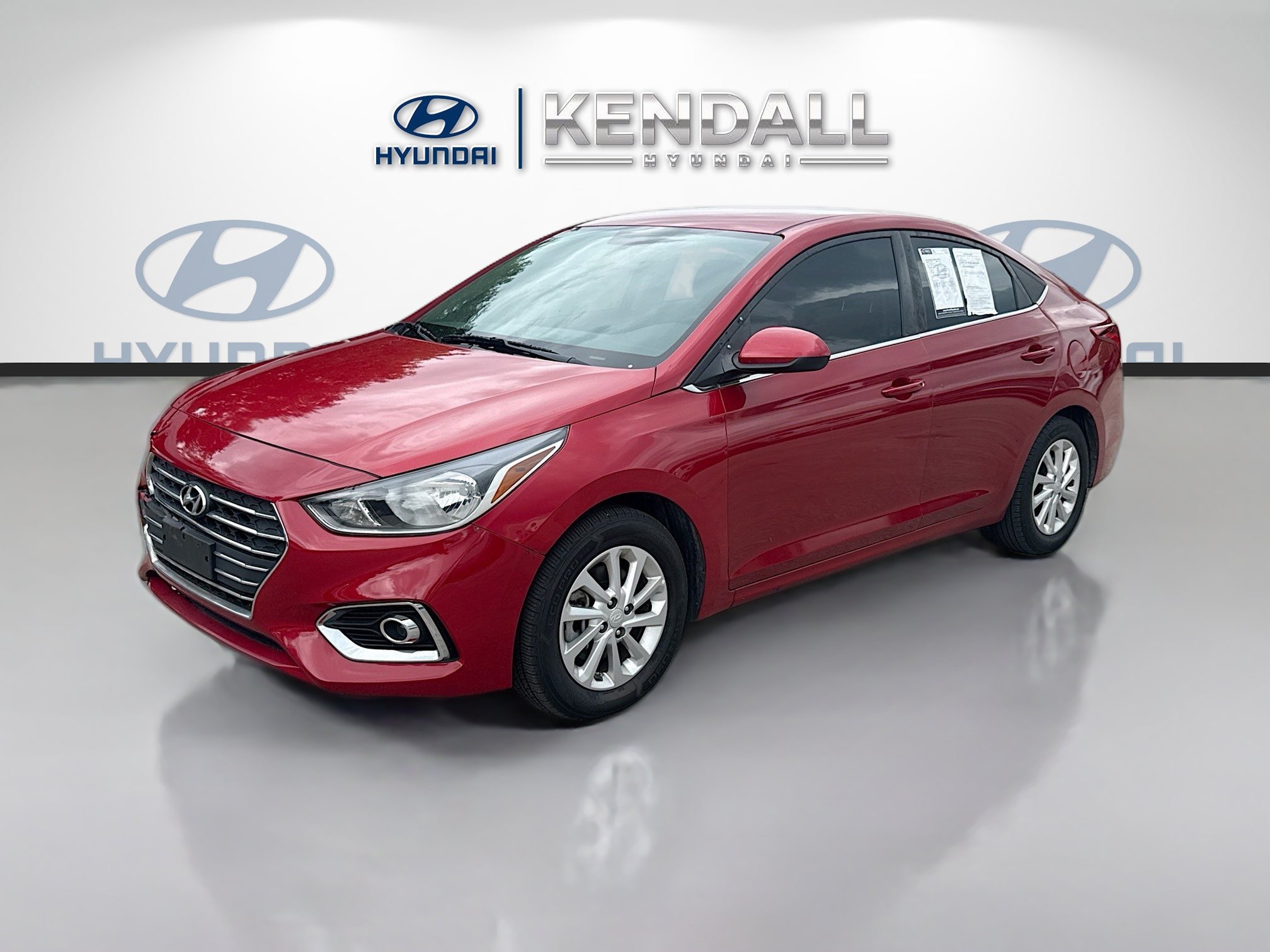 Used 2022 Hyundai Accent SEL FWD image 1