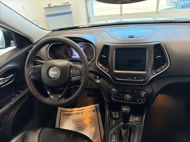 Used 2022 Jeep Cherokee Trailhawk w/ Comfort/Convenience Group image 18