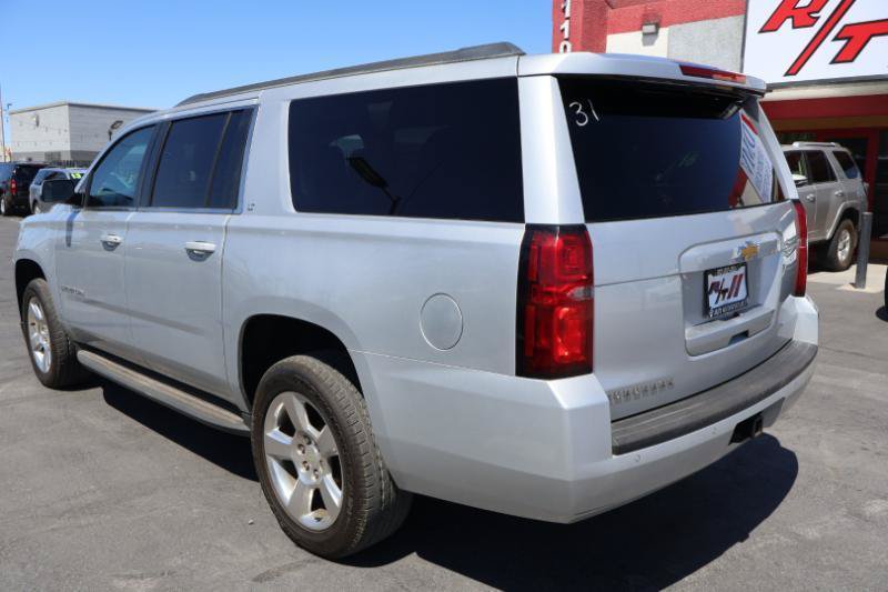 Used 2016 Chevrolet Suburban LT w/ Max Trailering Package RWD image 5