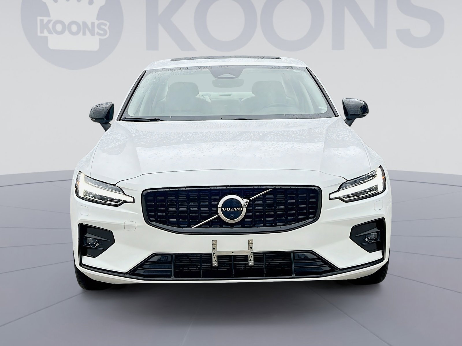 Certified 2023 Volvo S60 B5 Plus w/ Climate Package image 11